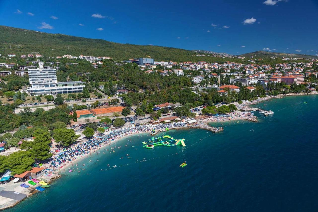 Apartments With A Parking Space Dramalj, Crikvenica - 5592 ภายนอก รูปภาพ
