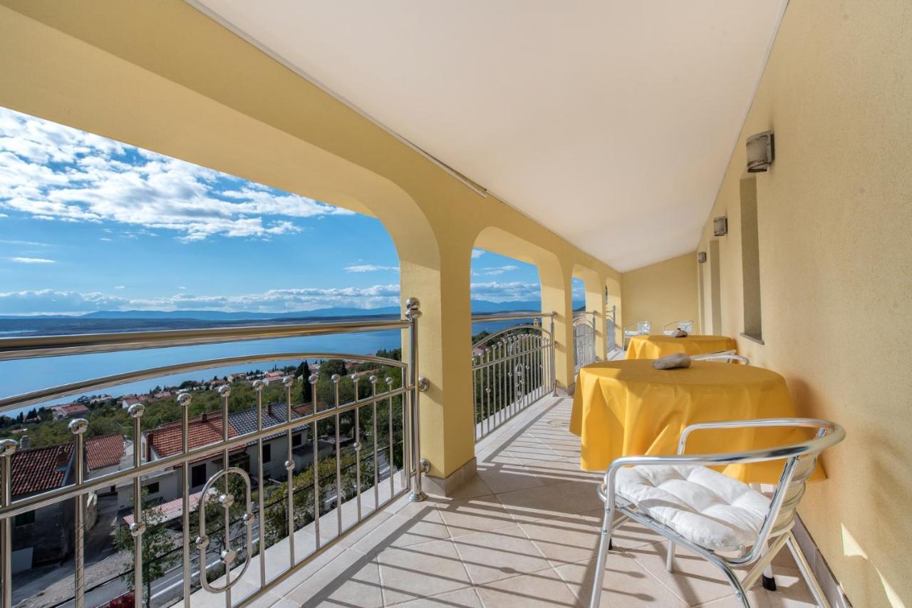 Apartments With A Parking Space Dramalj, Crikvenica - 5592 ภายนอก รูปภาพ